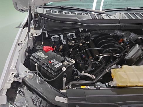 Used 2022 Ford F150 XLT w/ Equipment Group 302A High AWD/4WD image 31