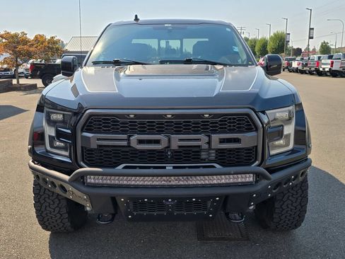 Used 2020 Ford F150 Raptor w/ Equipment Group 802A Luxury AWD/4WD image 3