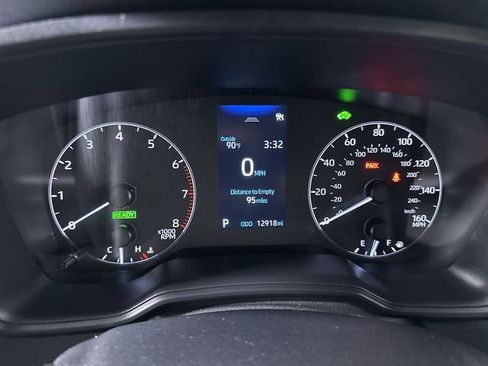 Used 2024 Toyota Corolla Cross AWD Hybrid image 12