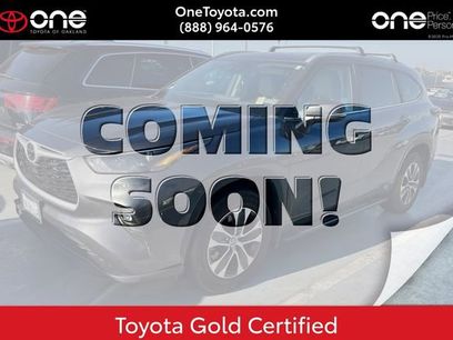 Used 2023 Toyota Highlander XLE