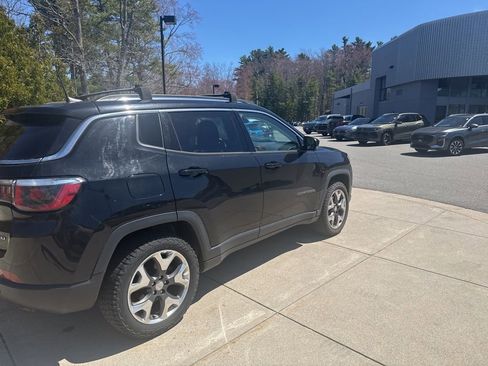 Used 2019 Jeep Compass Limited AWD/4WD image 5