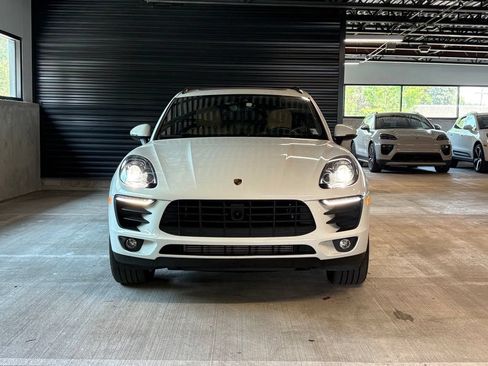 Used 2018 Porsche Macan Sport Edition AWD/4WD image 6