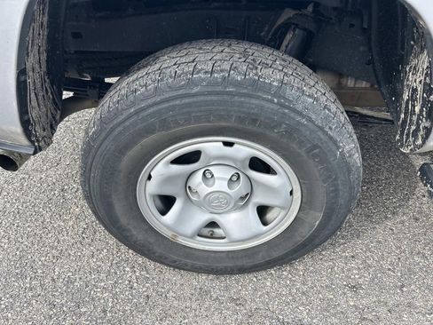 Certified 2023 Toyota Tacoma SR w/ SR Convenience Package image 9