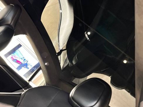 Used 2023 Tesla Model S Plaid image 40