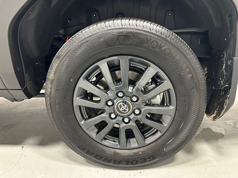 Used 2025 Toyota Land Cruiser 1958 image 66