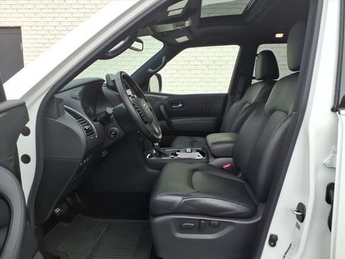 Used 2024 Nissan Armada SL w/ Midnight Edition Package image 12