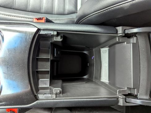 Used 2017 Ford Edge SEL w/ Equipment Group 201A image 31