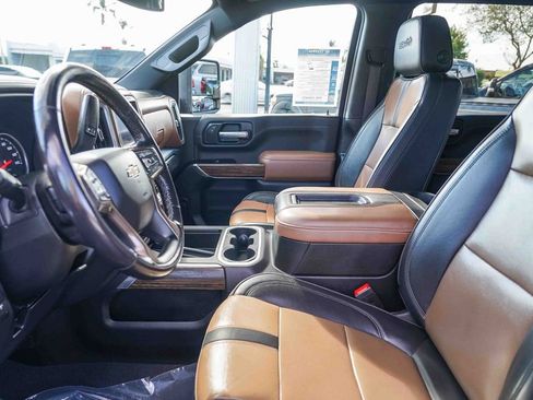 Used 2022 Chevrolet Silverado 2500 High Country w/ Safety Package II image 21