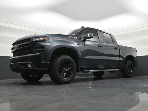 Used 2019 Chevrolet Silverado 1500 LT Trail Boss AWD/4WD image 23