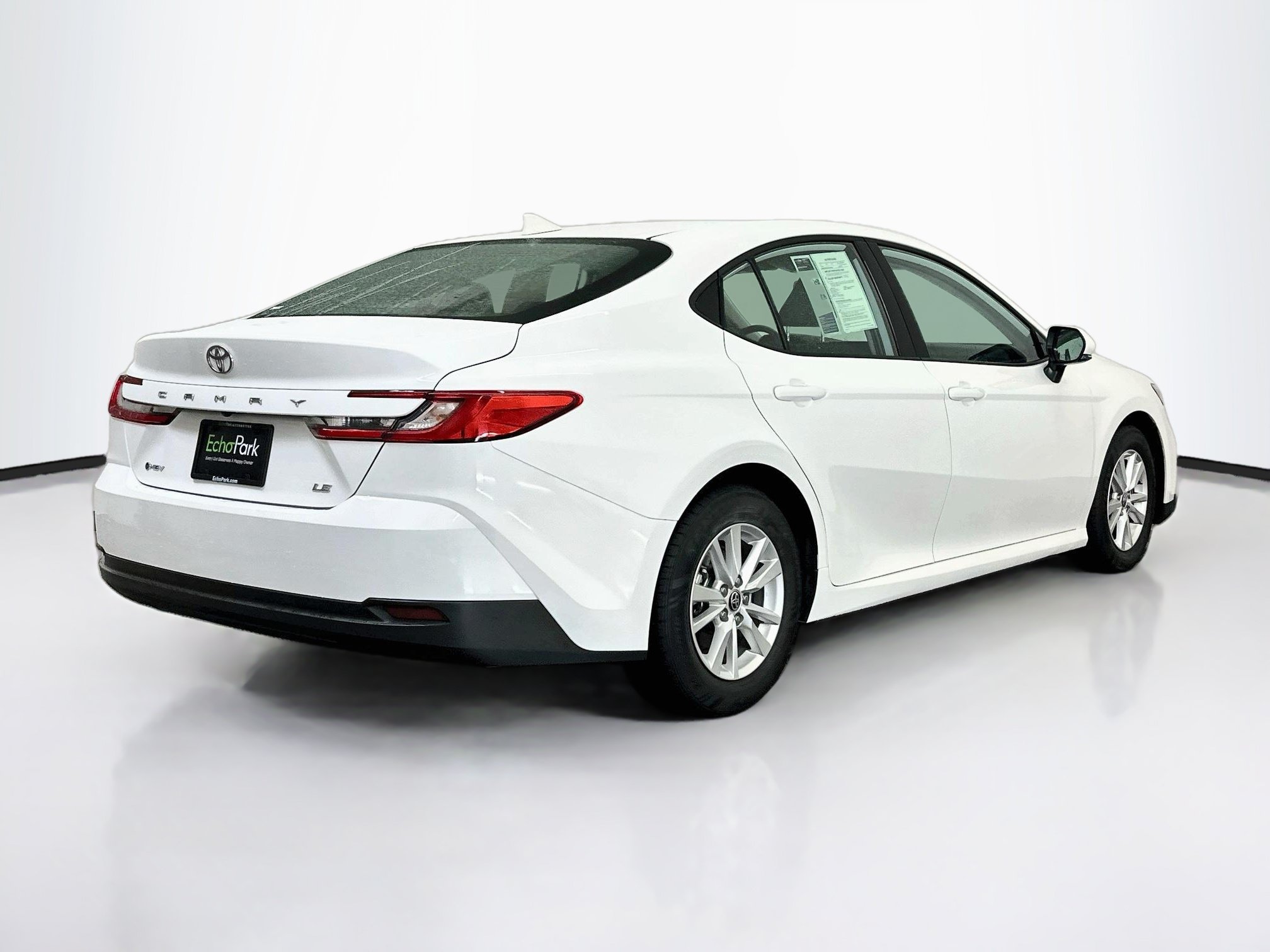 Used 2025 Toyota Camry LE FWD image 9
