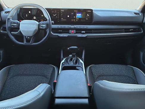 New 2025 Kia K4 GT-Line Turbo w/ GT-Line Sunroof Package FWD image 18
