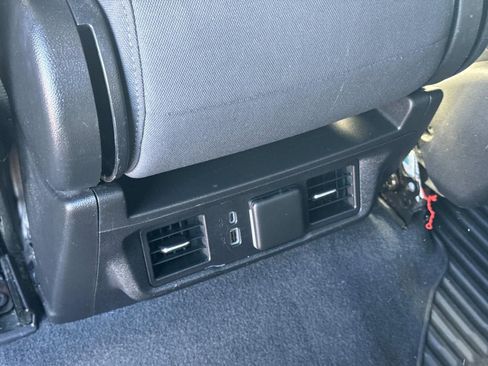 Used 2022 GMC Sierra 1500 Elevation image 16