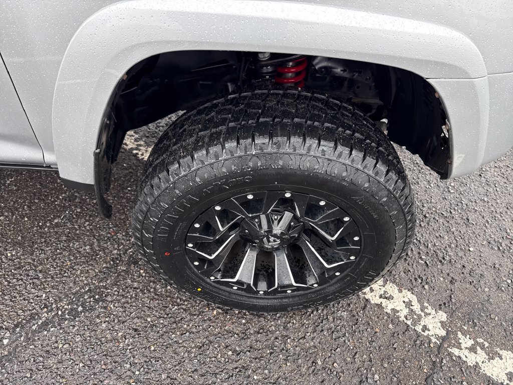 Used 2014 Toyota 4Runner SR5 AWD/4WD image 42