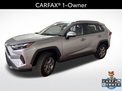 Certified 2025 Toyota RAV4 XLE AWD/4WD image 3
