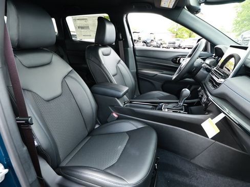 New 2026 Jeep Compass Latitude AWD/4WD image 26