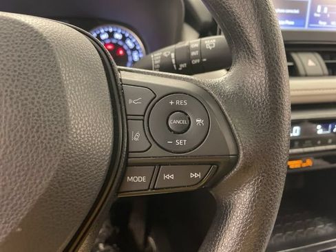 Used 2022 Toyota RAV4 XLE w/ Convenience Package AWD/4WD image 19