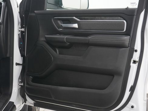 Used 2019 RAM 1500 Big Horn image 11