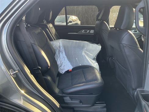 New 2026 Ford Explorer ST w/ Sun And Sound Package image 13