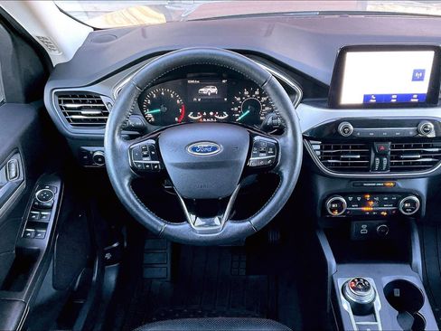 Used 2021 Ford Escape SEL image 8