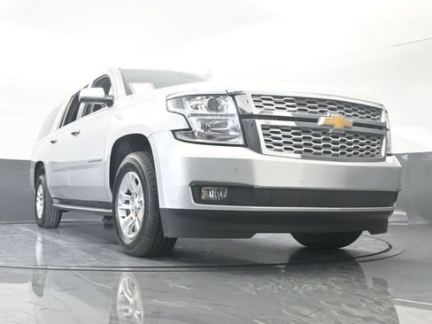 Used 2020 Chevrolet Suburban LT image 70