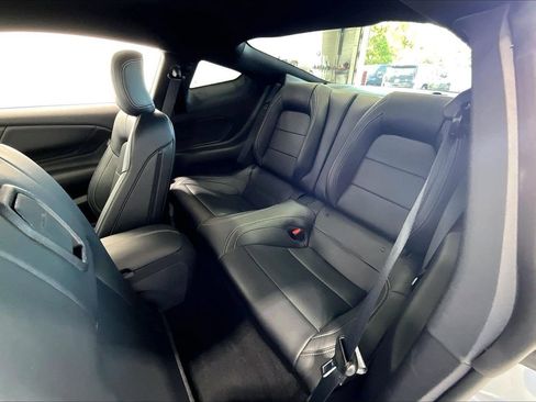 Used 2025 Ford Mustang GT Premium RWD image 19