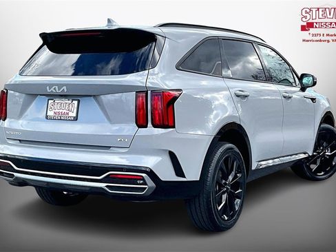 Used 2023 Kia Sorento SX image 6
