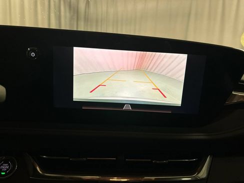 Used 2025 Buick Envista Preferred FWD image 18