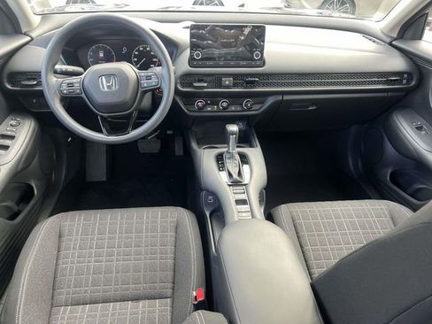 Used 2023 Honda HR-V LX image 11