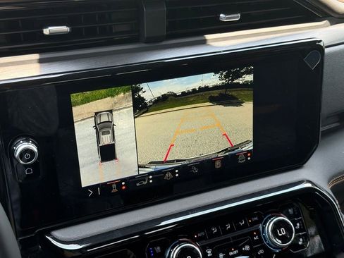 New 2026 GMC Sierra 1500 AT4 w/ Technology Package AWD/4WD image 32