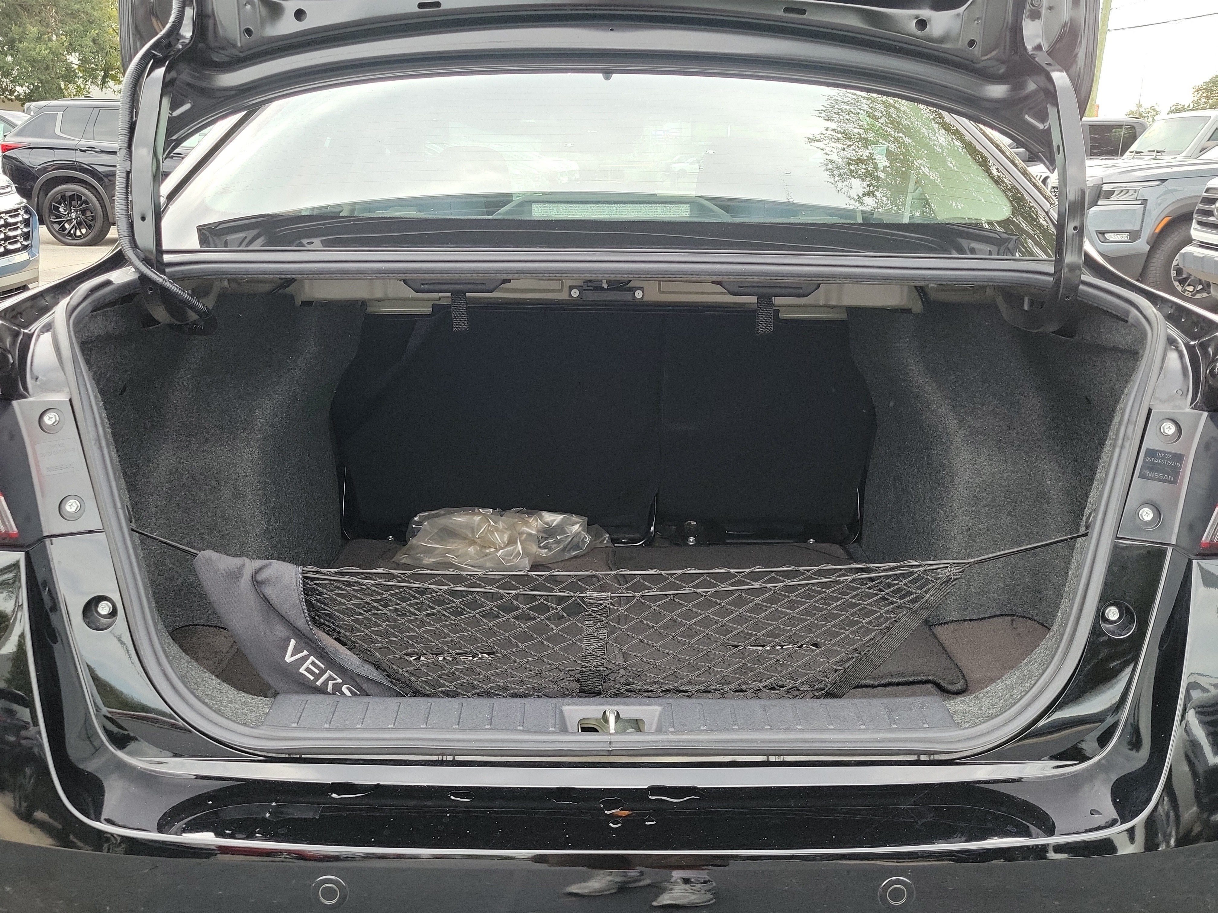 Certified 2024 Nissan Versa SV w/ Trunk Package FWD image 10