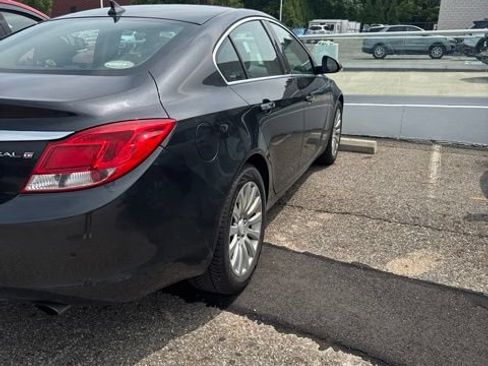 Used 2013 Buick Regal Premium FWD image 3