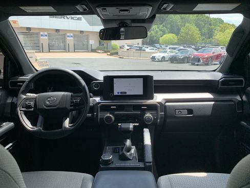Used 2026 Toyota 4Runner SR5 AWD/4WD image 30