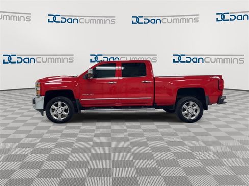 Used 2019 Chevrolet Silverado 2500 LTZ w/ Duramax Plus Package image 5