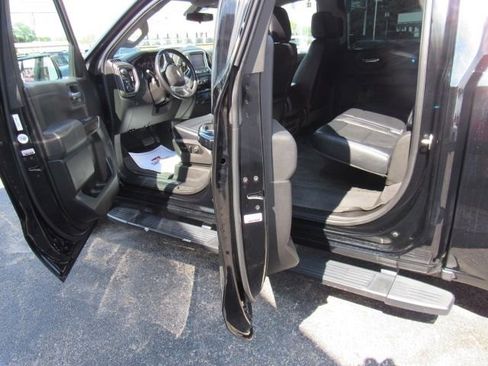 Used 2019 Chevrolet Silverado 1500 LT w/ All-Star Edition image 10