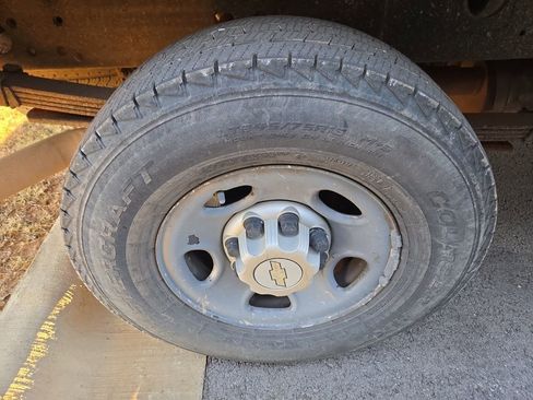 Used 2006 Chevrolet Silverado 2500 W/T image 5