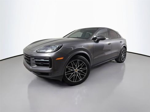 Certified 2024 Porsche Cayenne Coupe AWD/4WD image 1