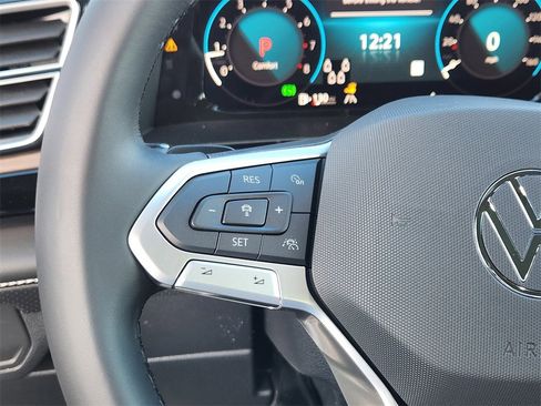 New 2026 Volkswagen Atlas SEL Premium R-Line image 9