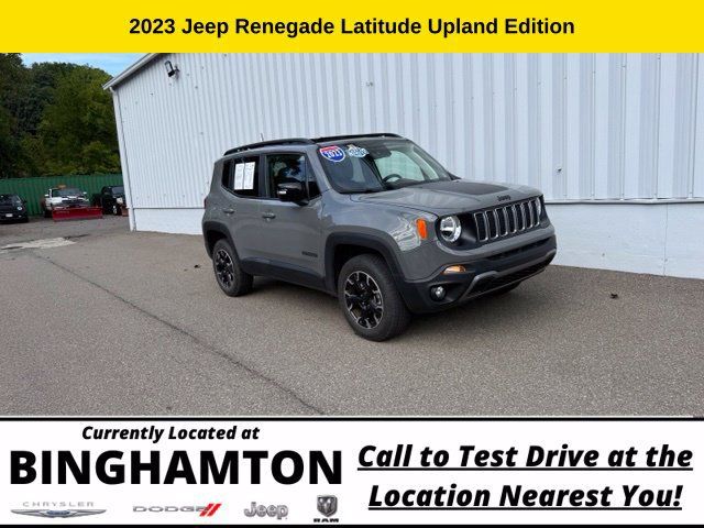 Used 2023 Jeep Renegade Latitude w/ Sun/Sound Group AWD/4WD image 2
