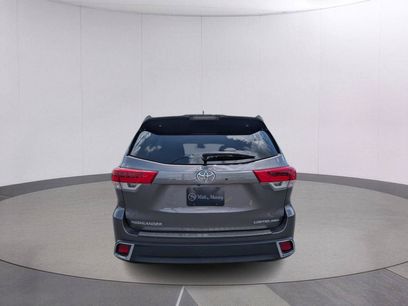 Used 2017 Toyota Highlander Limited