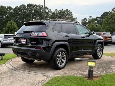 Used 2022 Jeep Cherokee Trailhawk w/ Premium Leather Package AWD/4WD image 7