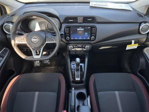 New 2025 Nissan Versa SR image 9