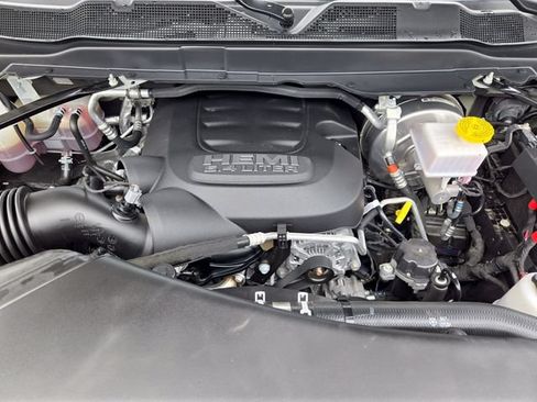 Certified 2026 RAM 2500 Big Horn AWD/4WD image 39
