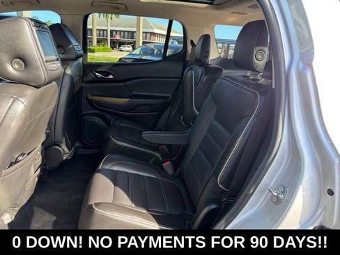 Used 2018 GMC Acadia Denali w/ Technology Package FWD image 15
