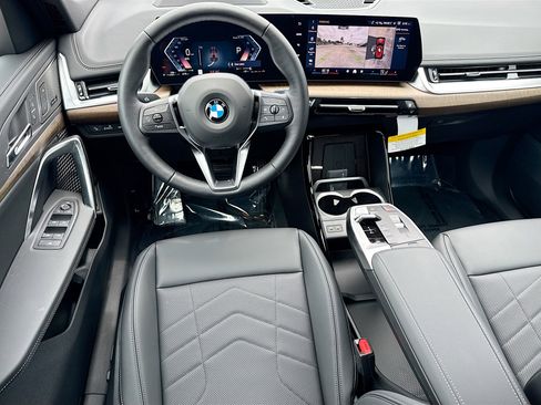 New 2026 BMW X1 xDrive28i w/ Technology Package AWD/4WD image 16