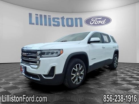 Used 2023 GMC Acadia SLE image 3