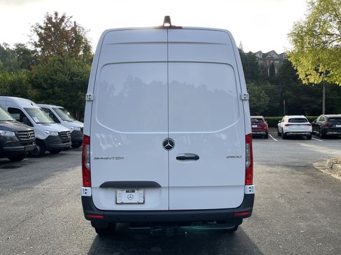 New 2026 Mercedes-Benz Sprinter 2500 image 10
