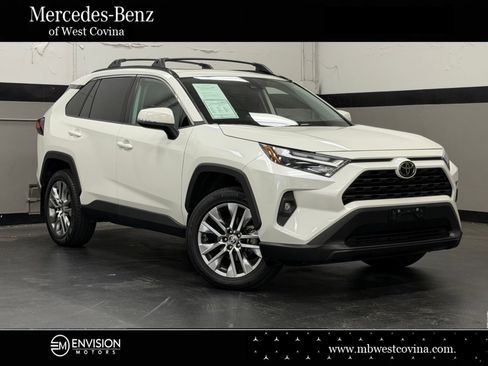 Used 2022 Toyota RAV4 XLE Premium AWD/4WD image 1