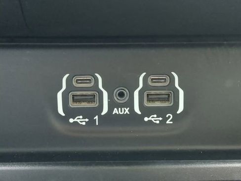 Used 2024 RAM 3500 Big Horn w/ Sport Appearance Package image 25