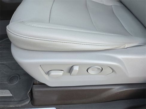 Certified 2023 GMC Sierra 1500 SLT w/ SLT Premium Package image 18