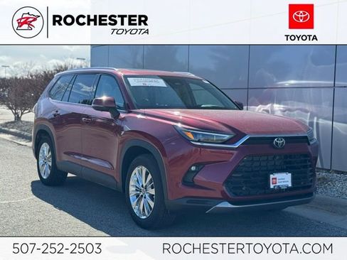 Certified 2026 Toyota Grand Highlander Platinum image 1